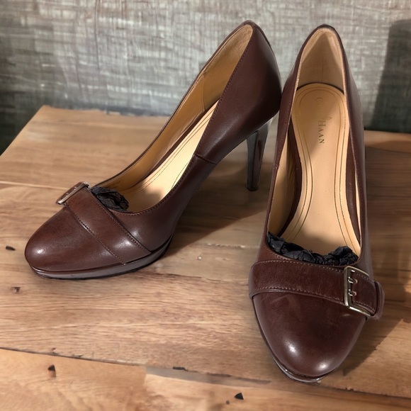 Cole Haan brown leather pumps platform buckle VG cond office interview work 8 - Picture 5 of 7